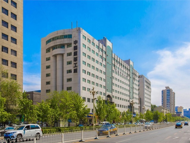 成都实木办公桌生产企业